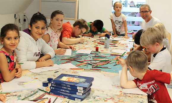 FerienKUNSTwoche 2016 - Kinder mit Fluchtgeschichte werden integriert