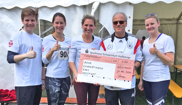Das MGH-Team gemeinsam mit Dr. Börner bei der Siegerehrung